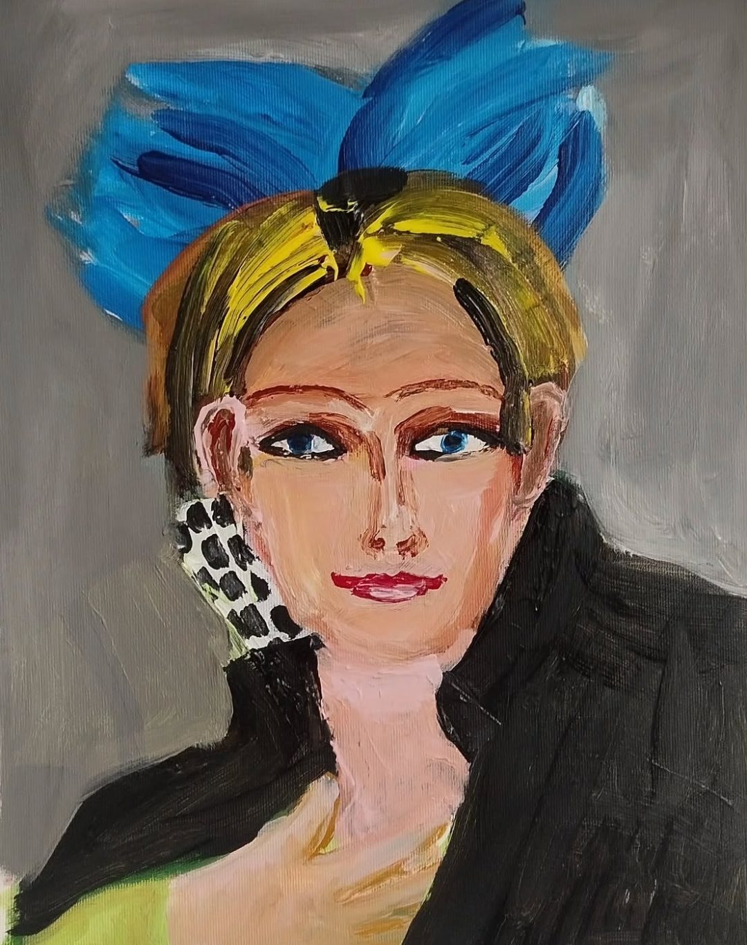 Portrait d'une femme coiffée d'un large nœud bleu, veste noire. Peinture de Delphine Perlstein.